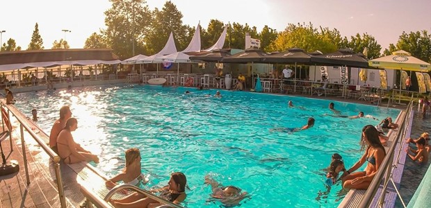 Έναρξη λειτουργίας για την Δημοτική Πισίνα Νεάπολης
